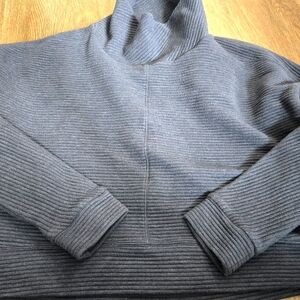 Zella Blue Sweater/Sweatshirt